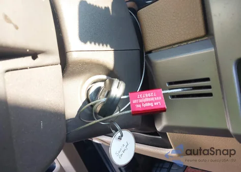 2011 Ford F-150 Lariat from USA, damaged, VIN 1FTFW1CT8BFC44063